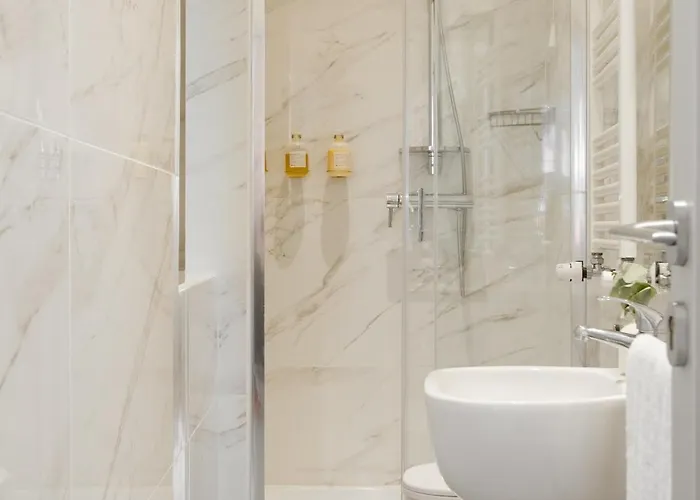 Aparthotel Sonder Fontana Di Trevi 3*